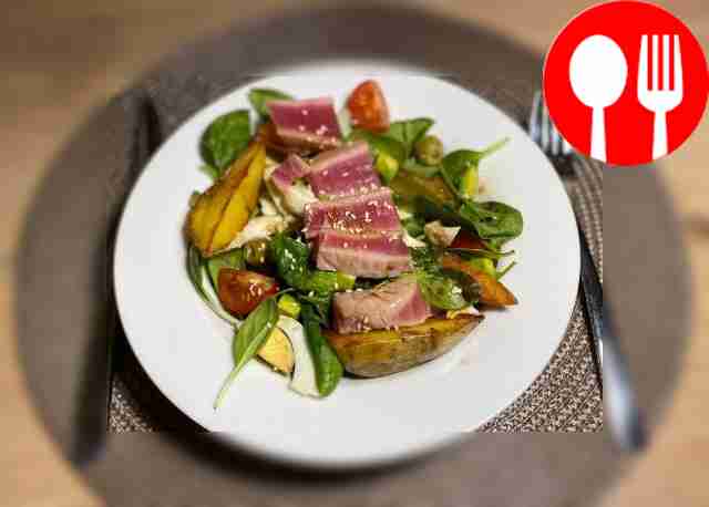 Nice tuna with avocado