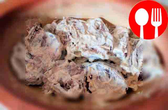 Разведите соус для рыбы: в небольшой чашке...