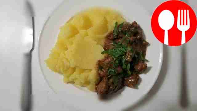 Пикантная баранина с имбирем и арахисовым маслом