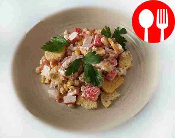 Spicy crab stick salad with smoked chicken