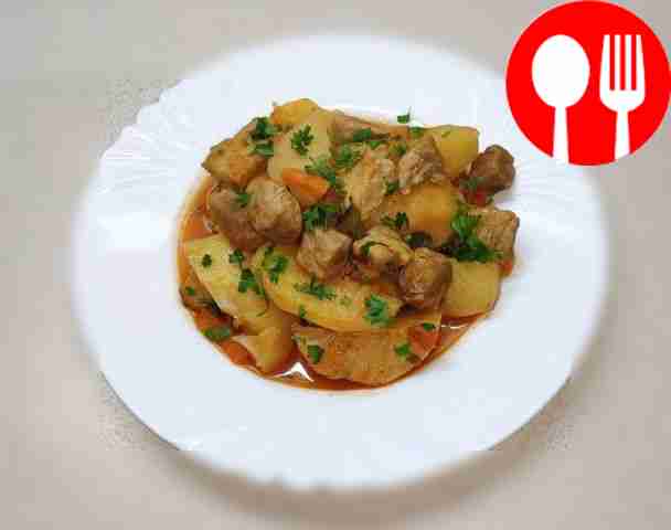 Spicy azu with pork and herbs