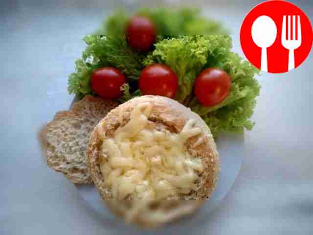 Stuffed buns with mushrooms