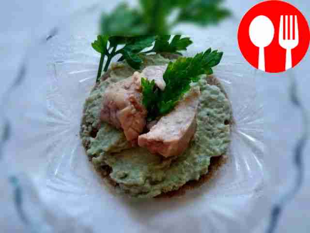 Complex sandwich with cod liver