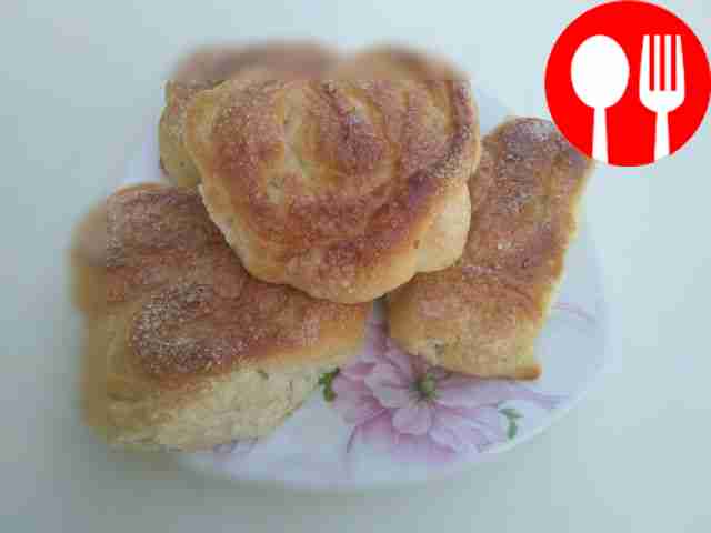 Сливочные дрожжевые сердечки Creamy yeast hearts