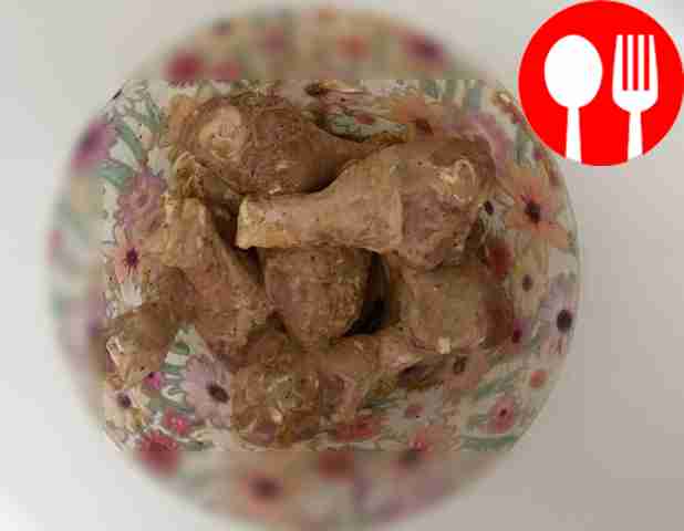 Mix mayonnaise with soy sauce and spices. Coat...