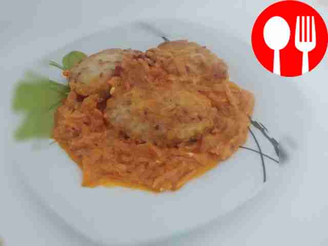Chicken cutlets with tomato sauce