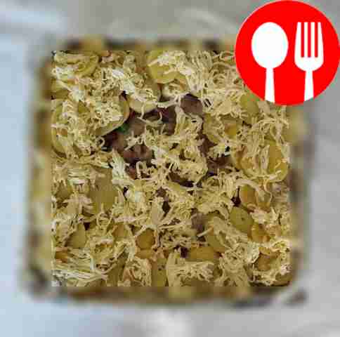 Mackerel baked with potatoes and vegetables