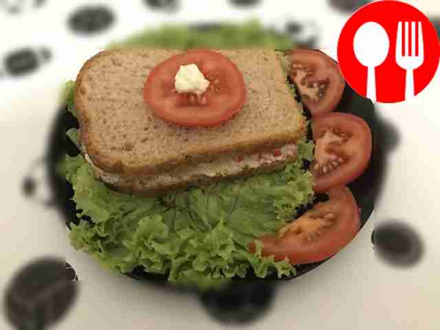 Quick sandwiches with crab sticks, cheese and sausage