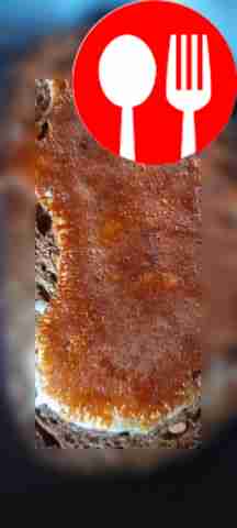 Посыпьте бутерброд остатками сыра, через 30...