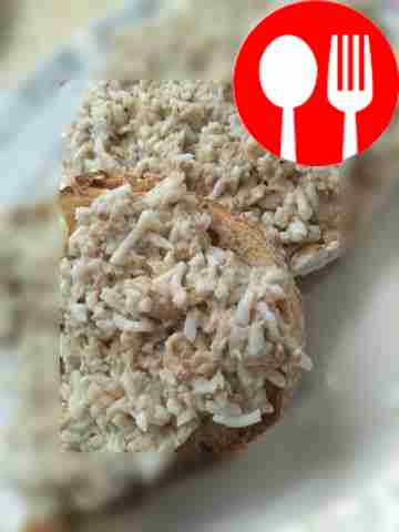 Бутерброд с рыбой и яйцом