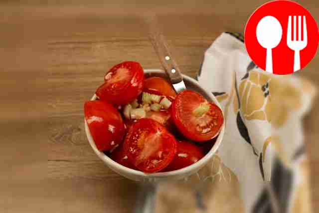 Быстрая засолка помидоров в собственном соку