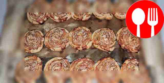 Fragrant chicken buns