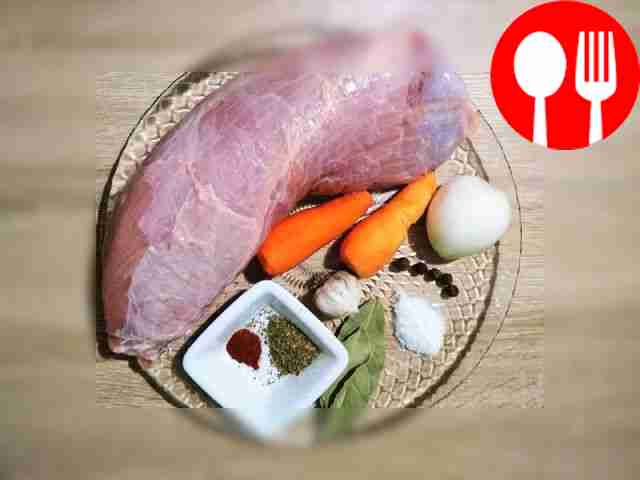 Мясо промойте, удалите лишнее и обсушите...