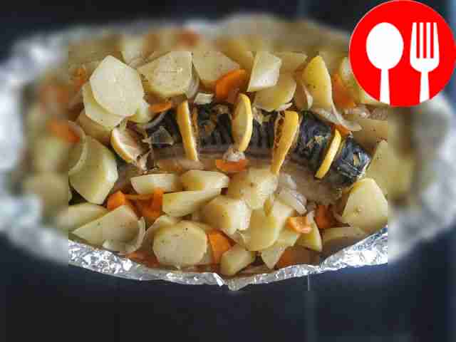 Hearty mackerel with potatoes and vegetables