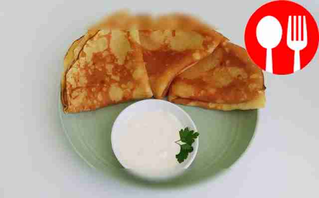 Delicious pancakes with cheese