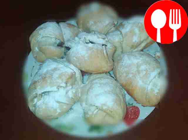 Crispy croissants with Nutella