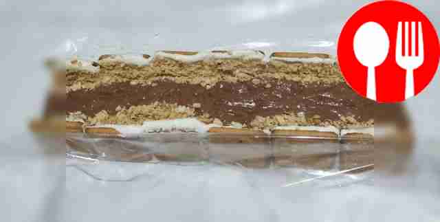 Place the chocolate mixture in the middle....