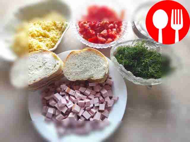 Finely chop the tomatoes, sausage and dill....