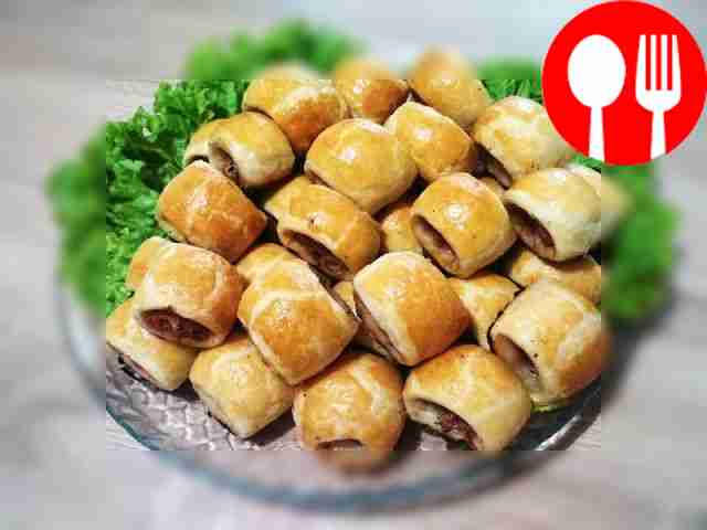 Хрустящие пирожки с мясом из слоеного дрожжевого теста