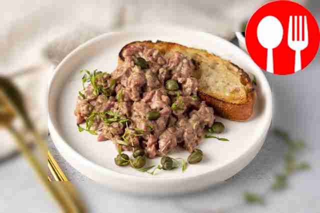 Beef tartare with aioli sauce