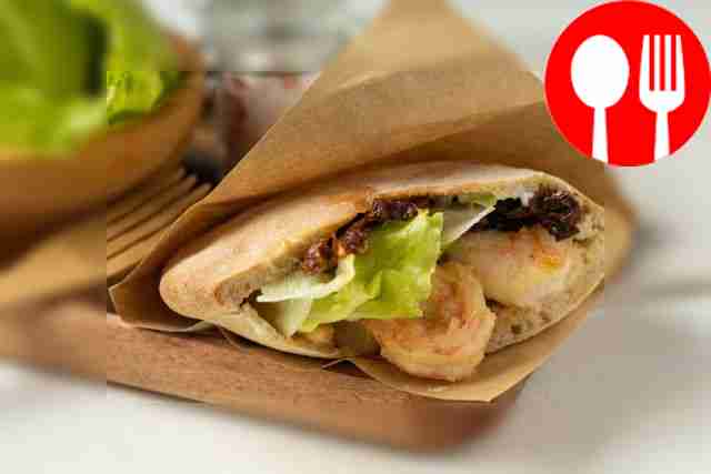 Цельнозерновая пита «Цезарь» с креветками