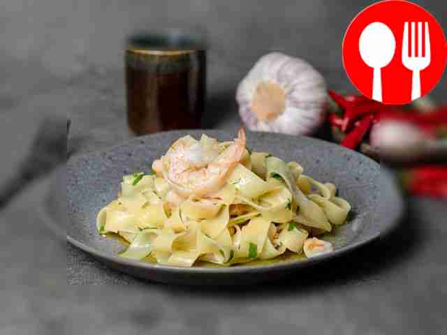 Паста с чили перцем и чесноком