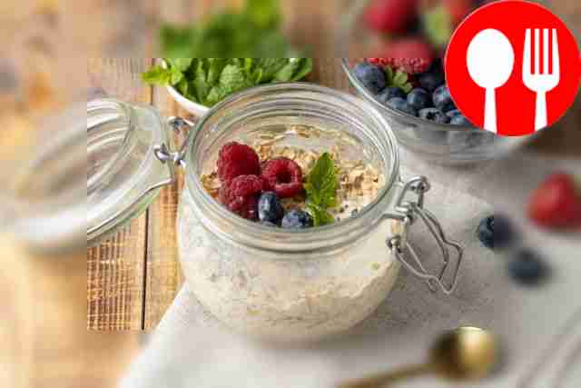 Lazy oatmeal with yogurt, nuts and chia