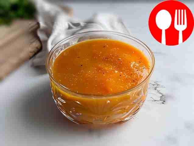 Vegetable sauce with sour cream