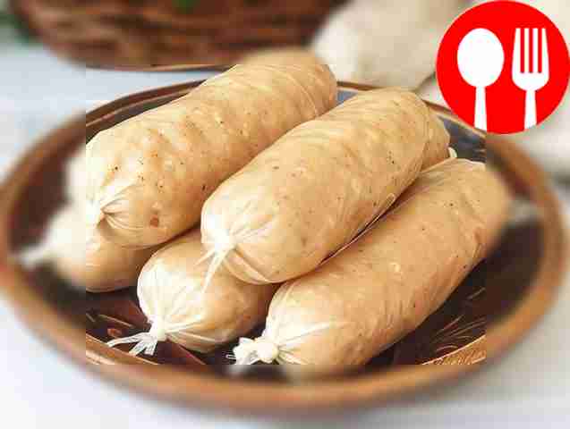 Диетические куриные сосиски в пищевой пленке по-домашнему