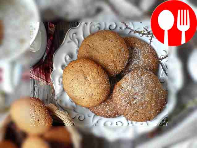 Crispy oatmeal cookies with kefir