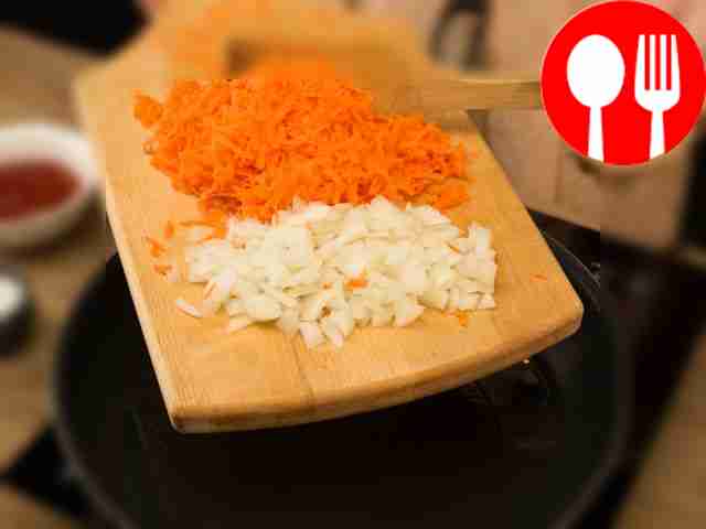 Peel the potatoes, onions and carrots. Cut the...