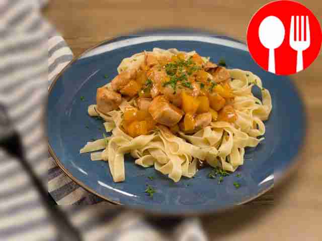 Лапша с курицей