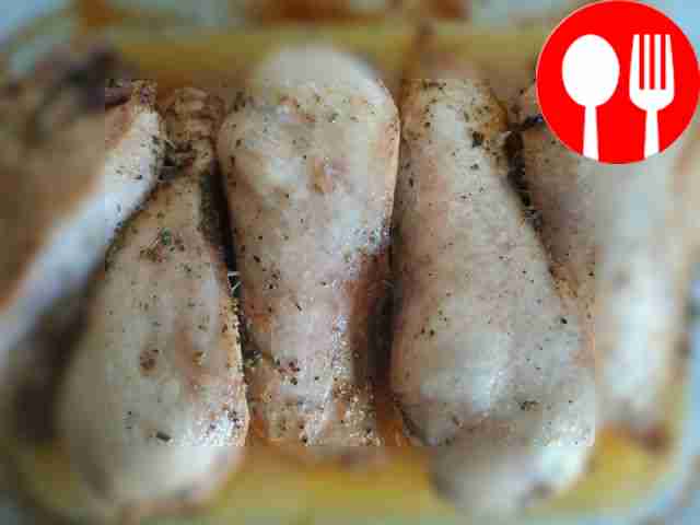 Fragrant chicken fillet with Italian herbs