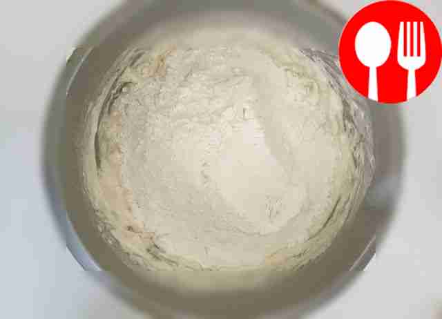 To the finished minced meat, add onion minced...