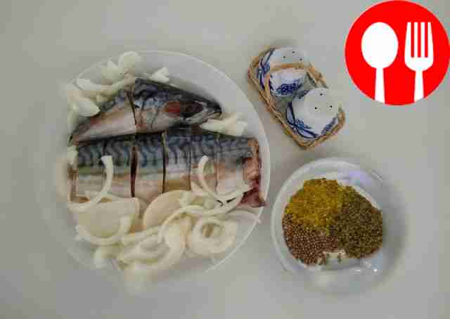 Cut the mackerel into portions. Add fish...