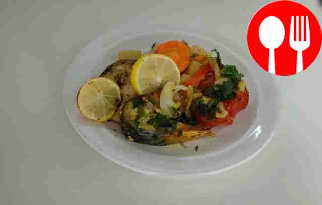 Hearty mackerel with potatoes and vegetables in the oven