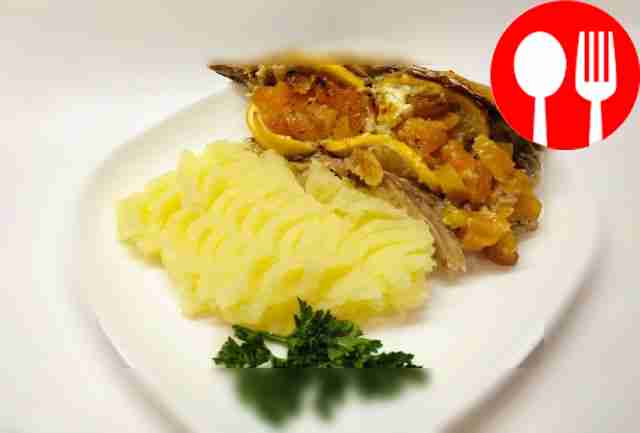 Mackerel with dried apricots and lemon