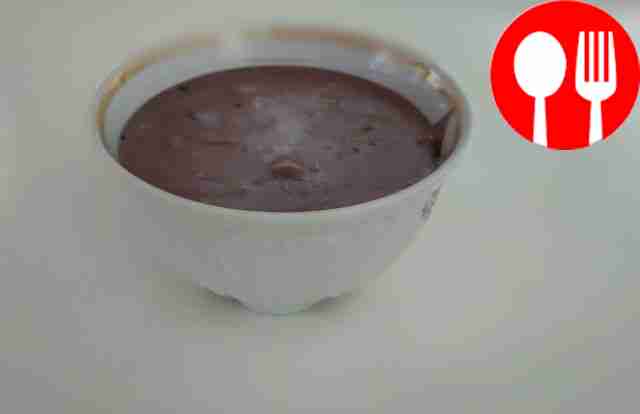 Cheese fondue with red wine