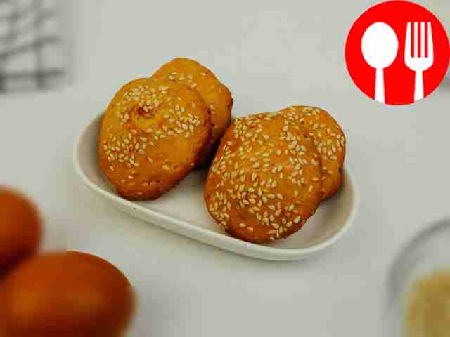 Sesame cookies