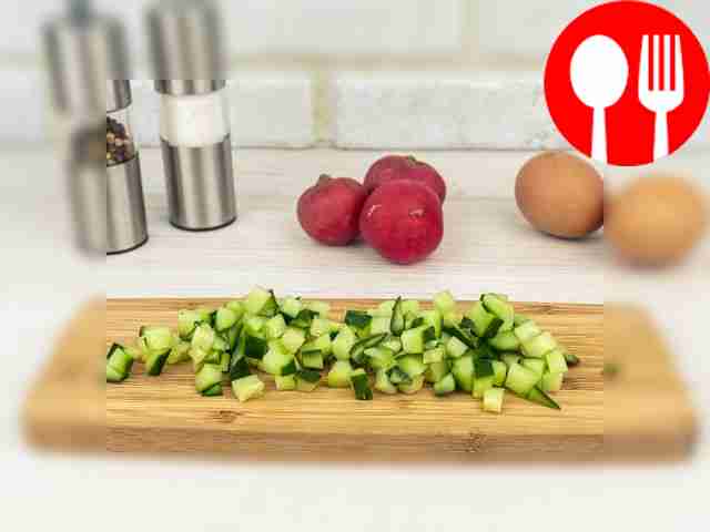 Chop the cucumber into the same cubes.