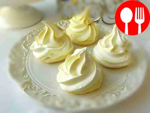 Classic meringue cloud