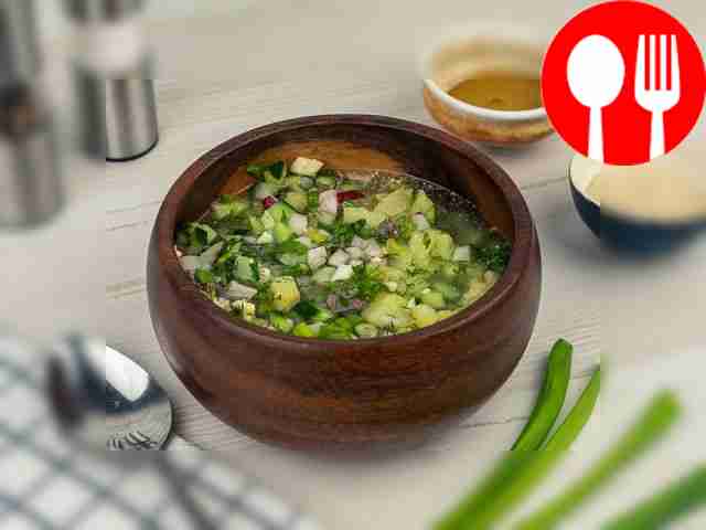 Окрошка на минеральной воде с говядиной