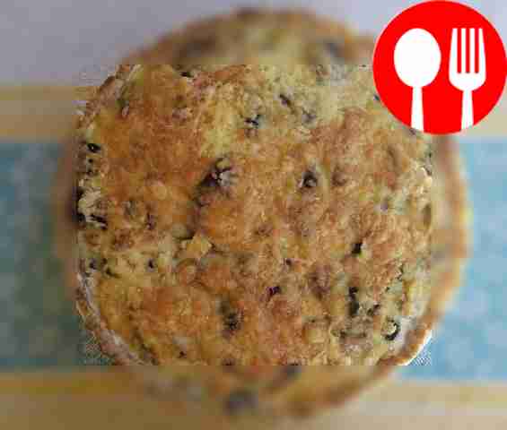 Open pie with spinach and porcini mushrooms