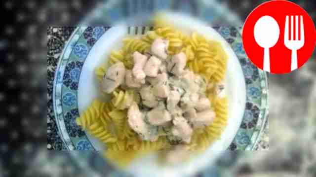 Филе курицы в белом соусе