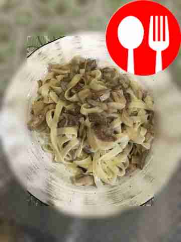 Карбонара со свиной грудинкой и вешенками