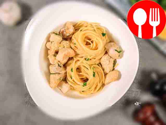 Linguine with chicken and lemon juice