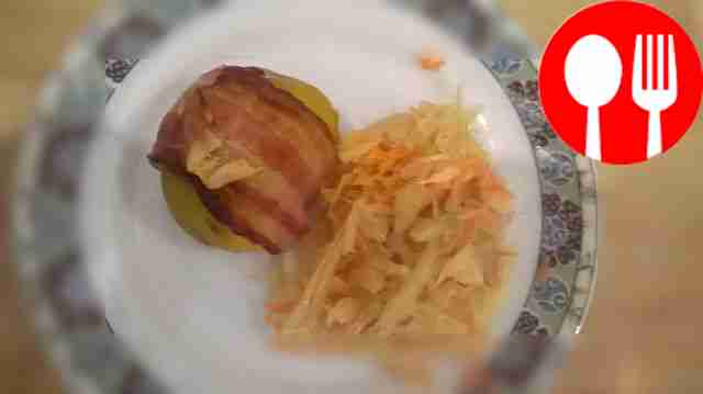 Картофель в «кожуре» из бекона