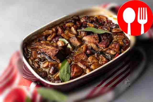 Pork loin with cider and Basque beans