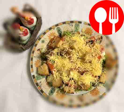 Caesar salad with shrimp and garlic