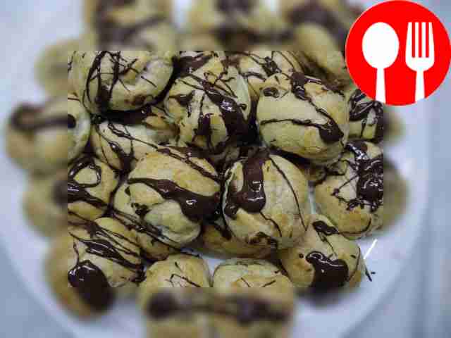 Вкуснейшие заварные пирожные с шоколадом